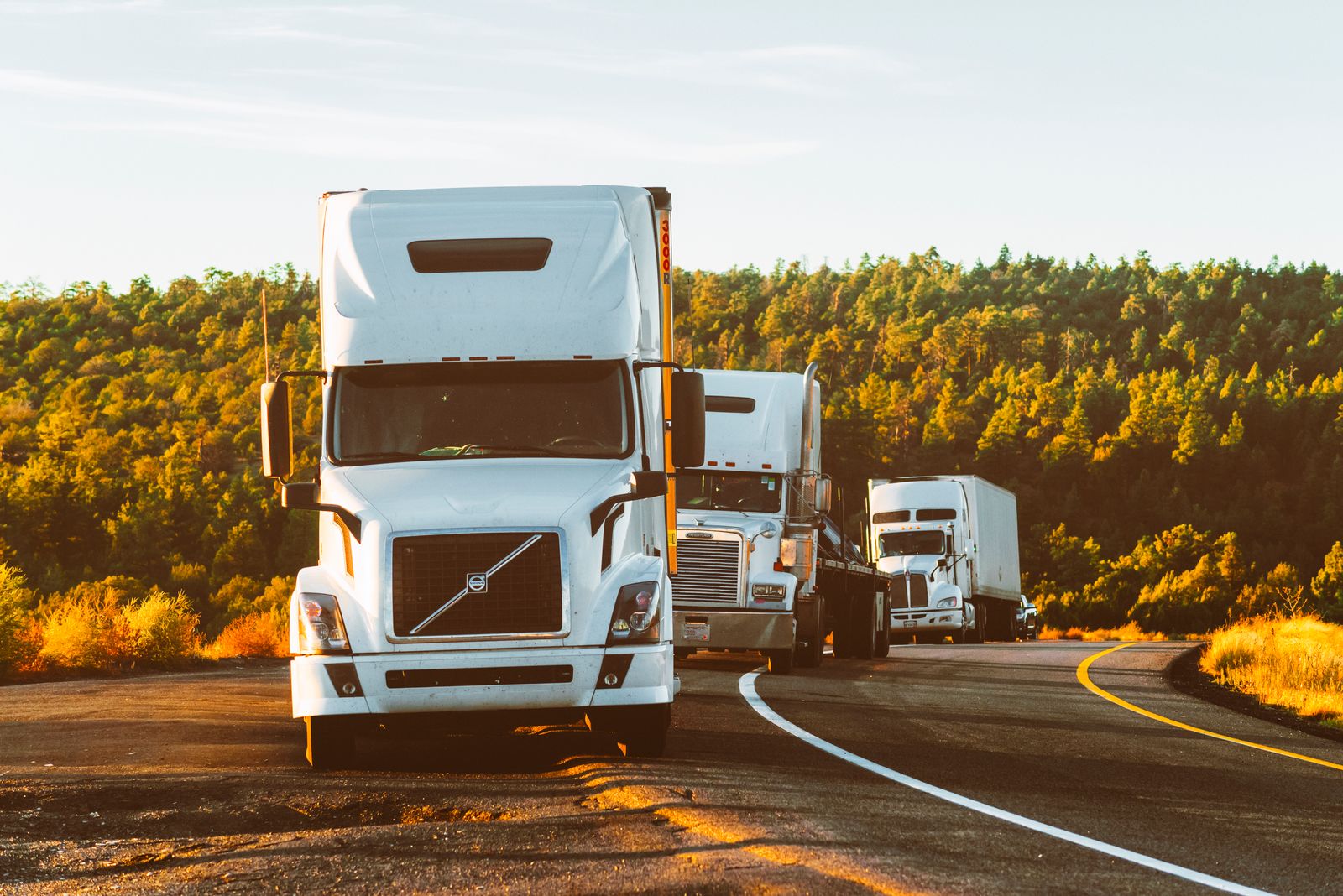 Flotilla de tractocamiones en carretera: GPS y telemetría con criterios