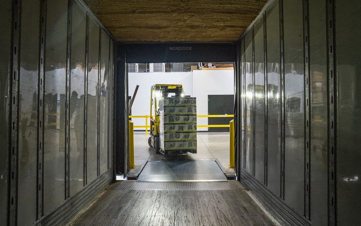 Hub de flete con trailers: transportistas más grandes de México